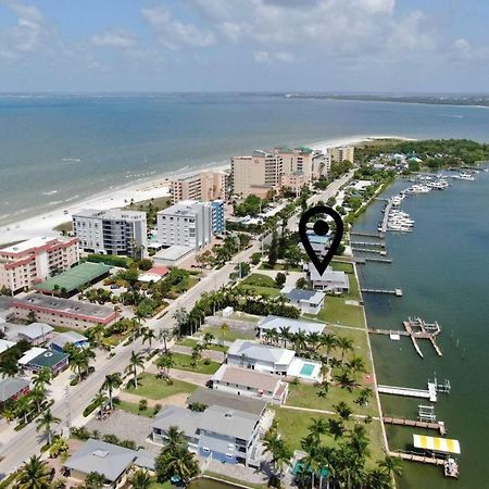 Estero Island Apartment With Boat Dock フォートマイヤーズビーチ エクステリア 写真