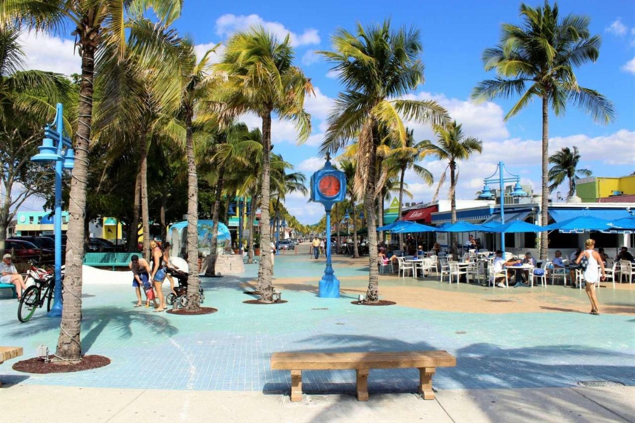 Estero Island Apartment With Boat Dock フォートマイヤーズビーチ エクステリア 写真