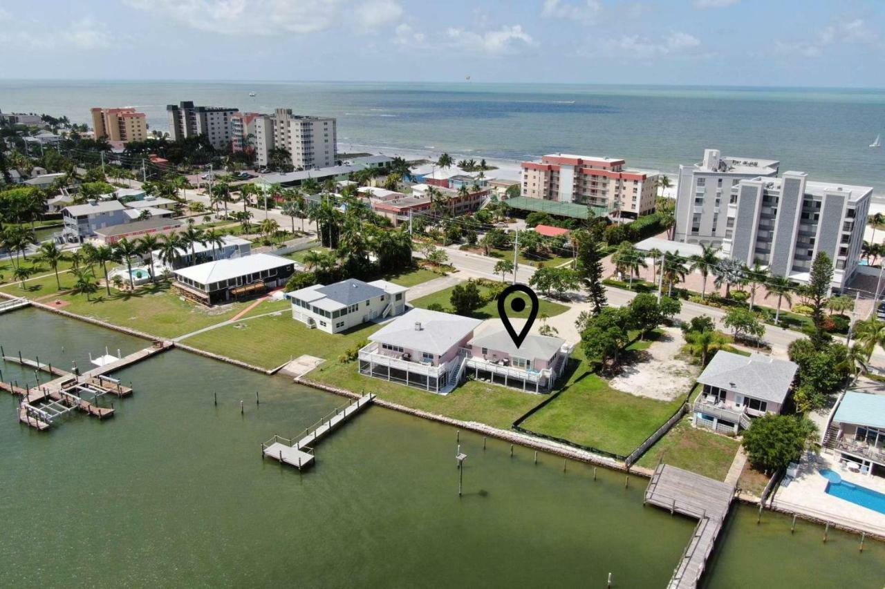 Estero Island Apartment With Boat Dock フォートマイヤーズビーチ エクステリア 写真